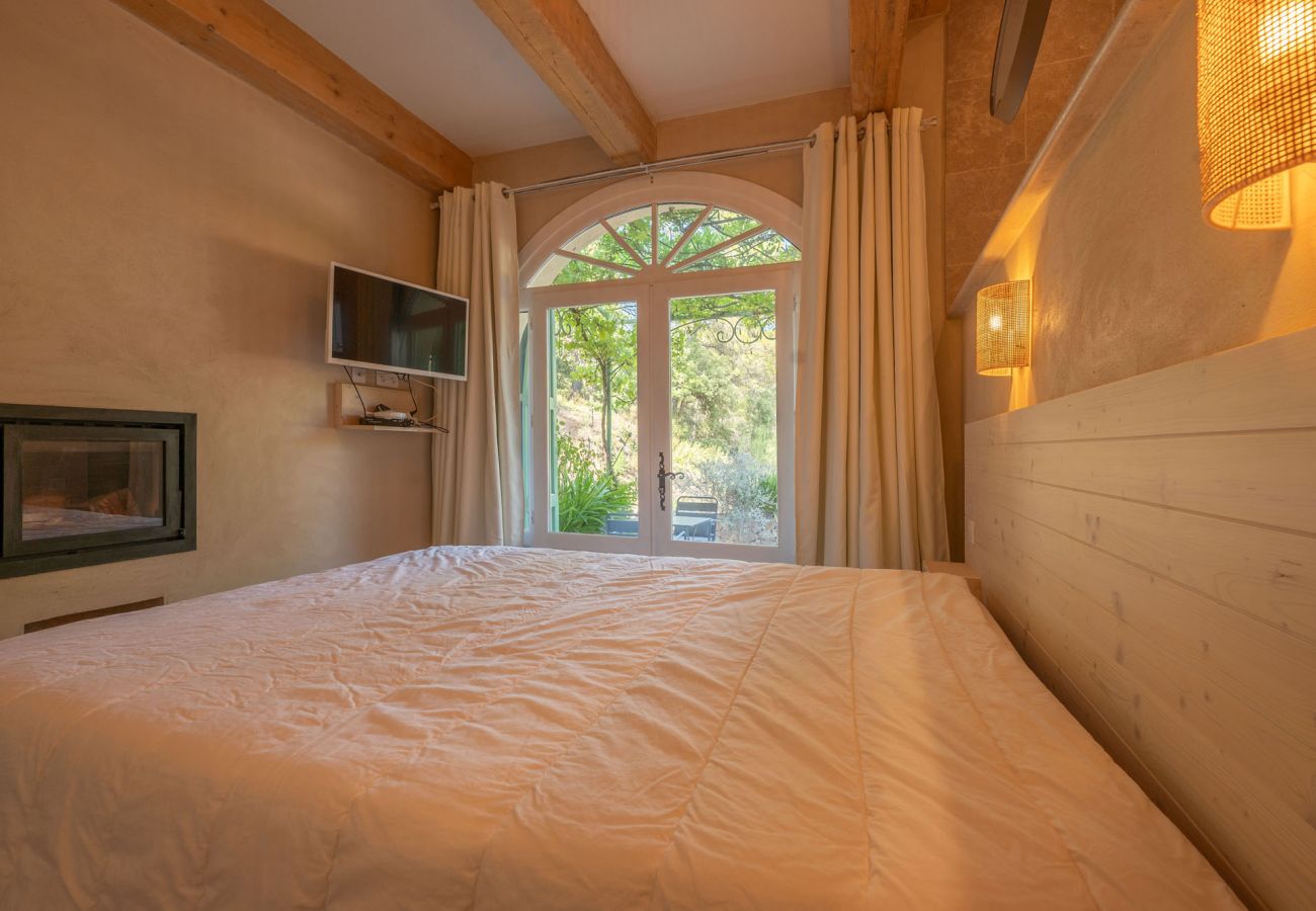 Villa in Cotignac - La Bergerie Caseneuve