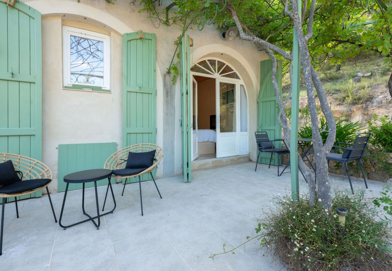 Villa in Cotignac - La Bergerie Caseneuve