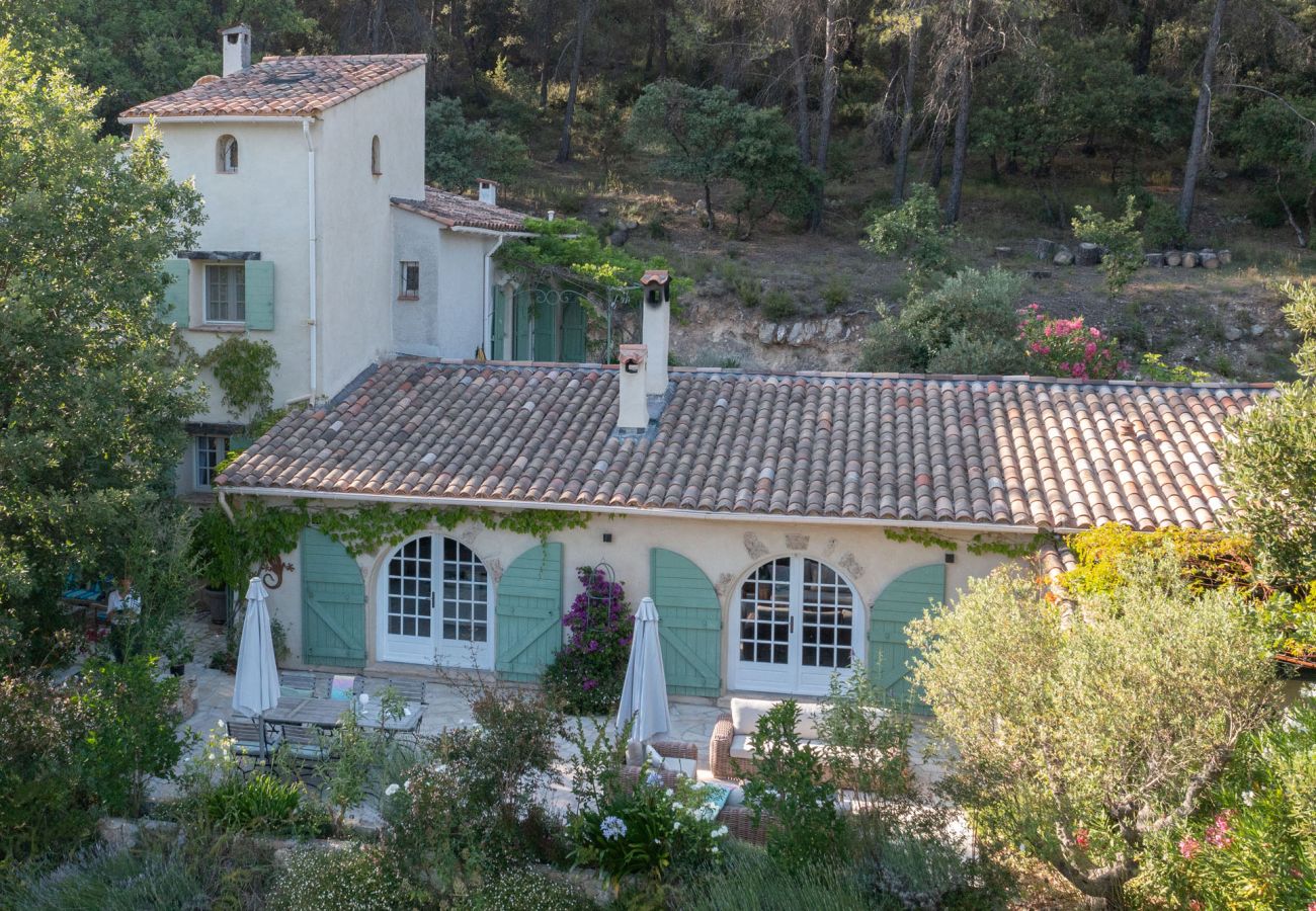 Villa in Cotignac - La Bergerie Caseneuve