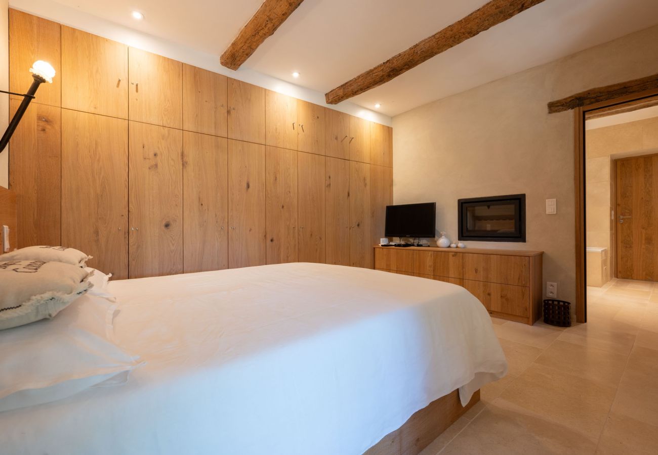 Villa in Cotignac - La Bergerie Caseneuve