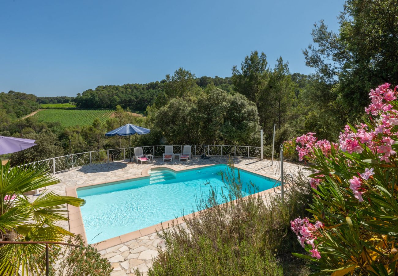 Villa in Cotignac - La Bergerie Caseneuve