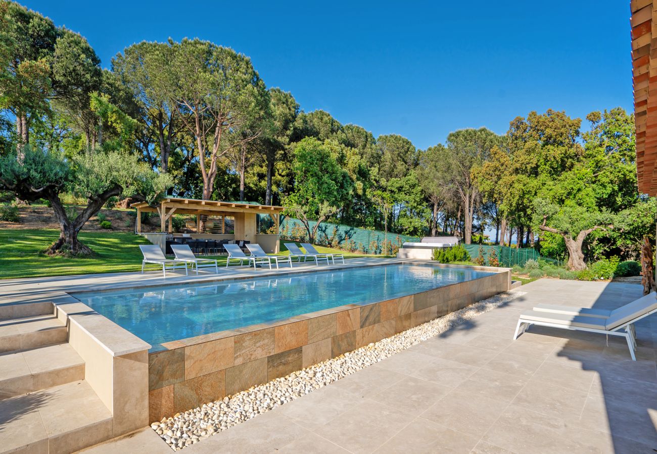 Villa in Grimaud - Peridron