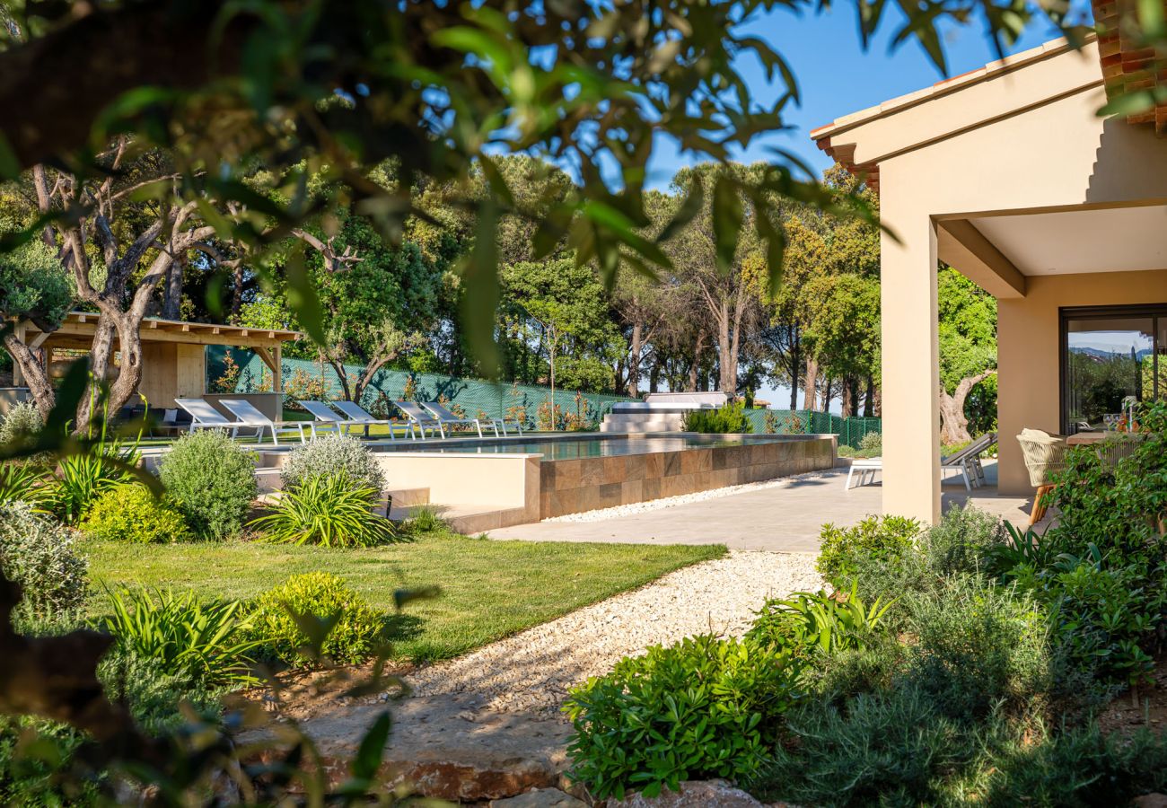 Villa in Grimaud - Peridron